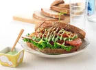 Speck und Avocado Sandwich mit Wasabi Sauce.jpg
