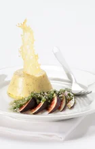 Warmer Sbrinz-Flan mit Feigensenf-Vinaigrette.jpg